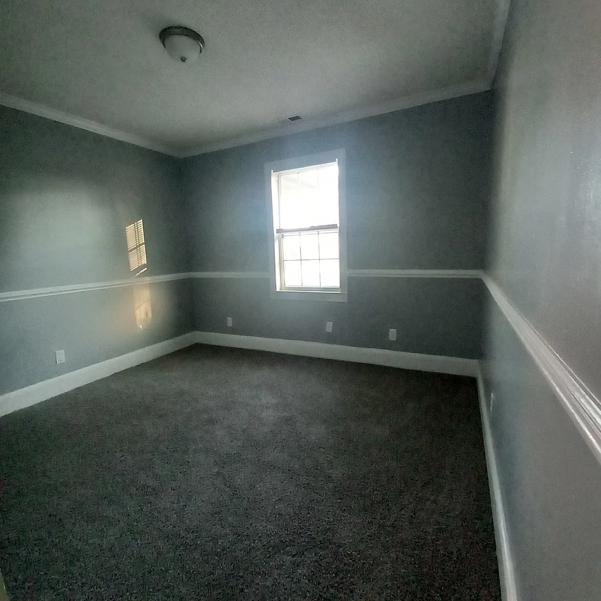Building Photo - 265 Allen Dr