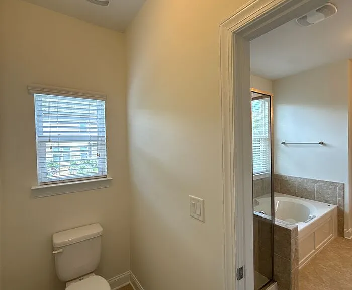 1019 Dunhill Ln — Photo 18