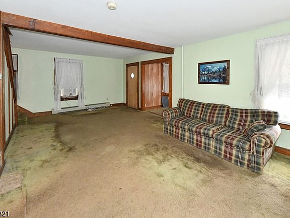 5th image of 179 Prospect Ave