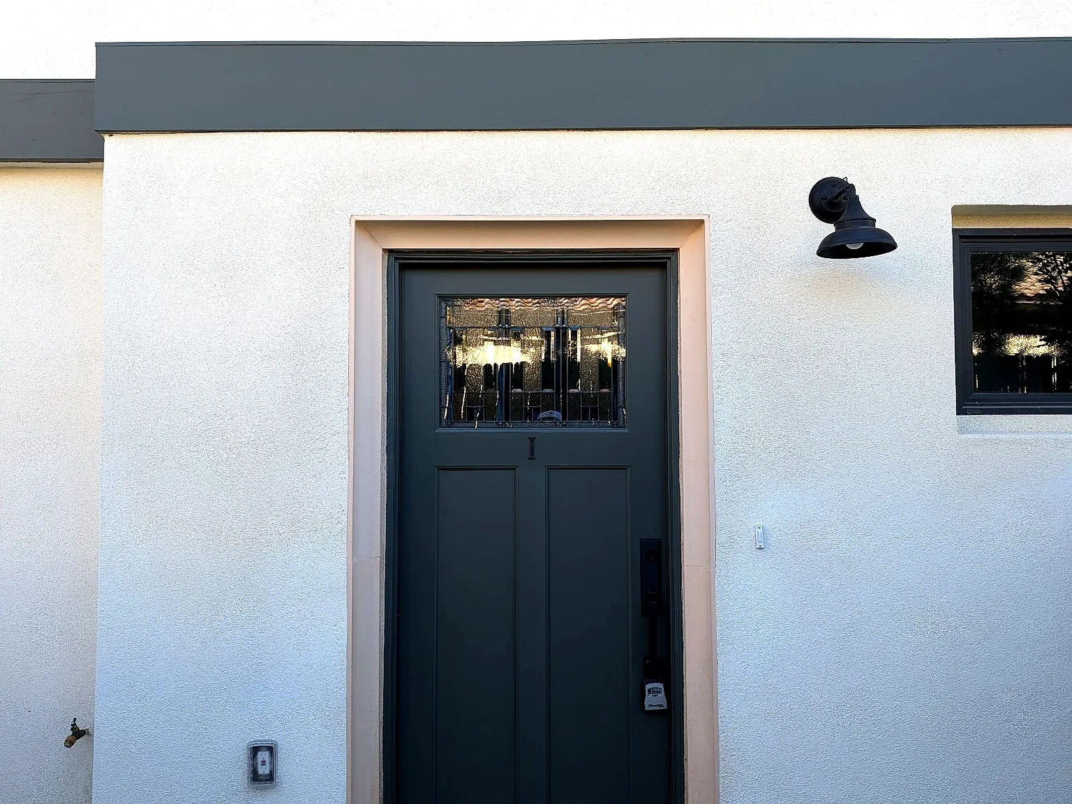 3 bed, 1664 sqft, $4,900 — Photo 2