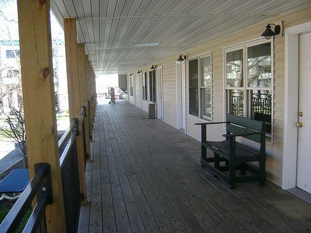 2nd image of 506 S University Ave