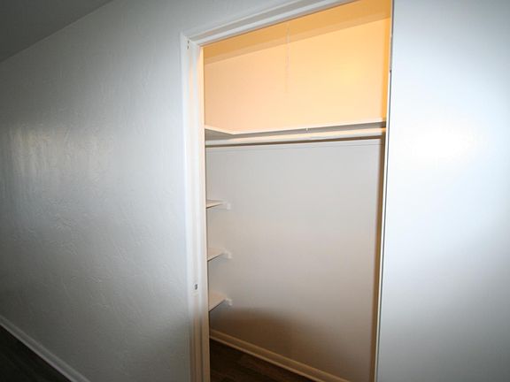 2nd image of 1435 N Pearl St #105