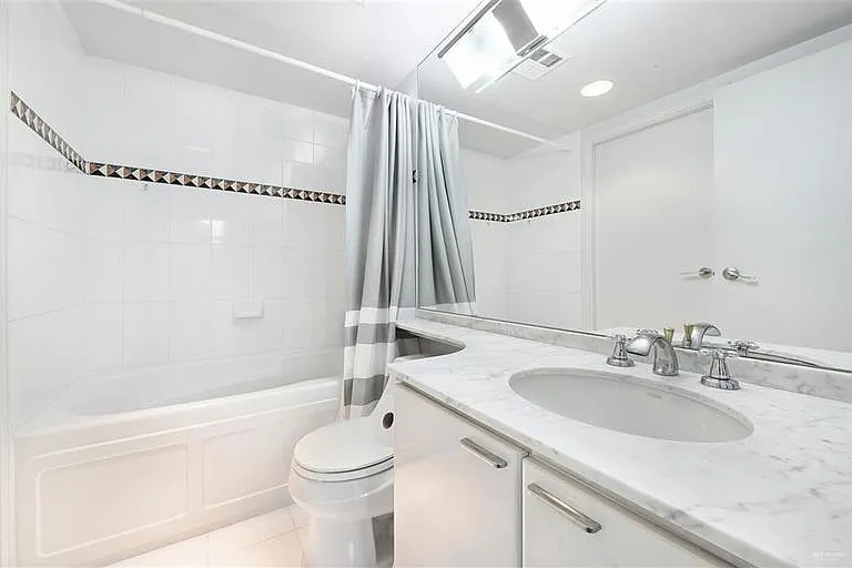 1200 Alberni St #1A — Photo 9