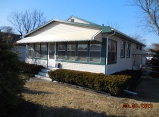 508 E Washington St, Round Lake Park, IL 60073