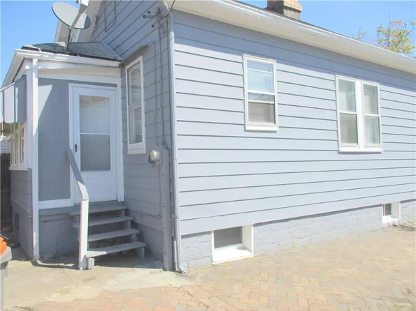 1501 3rd Ave, Beaver Falls, PA 15010