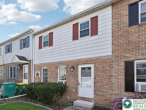 3rd image of 5626 Greens Dr