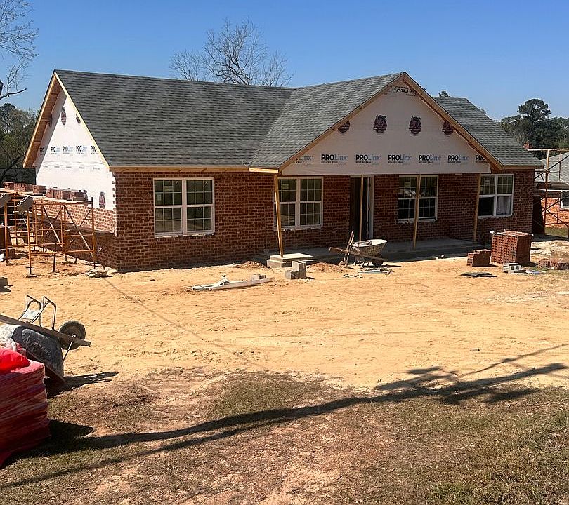 1st image of 1907 Aimwell Rd