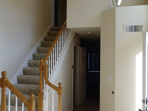 3rd image of 3313 Vernice Ave