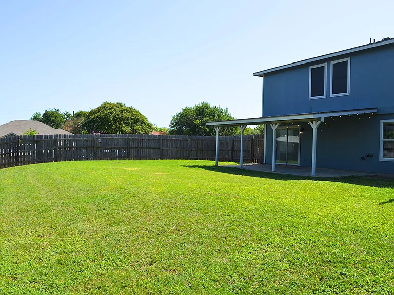 4603 Regency Dr — Photo 40