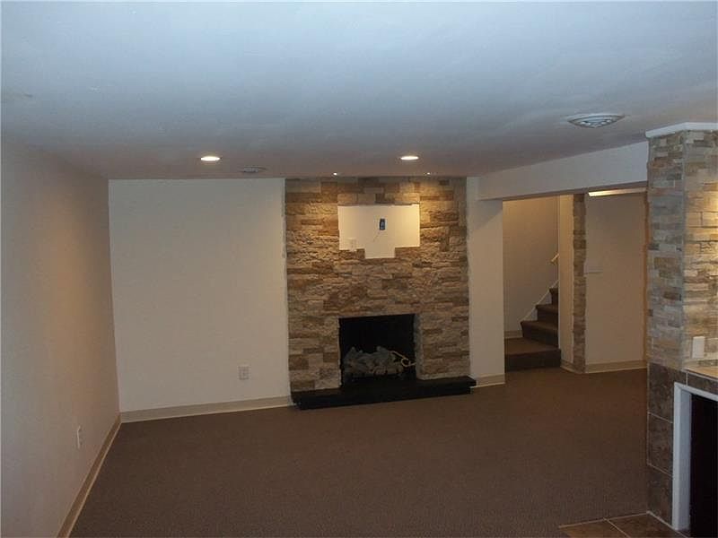 340 Easton Rd, Hermitage, PA 16148 Zillow