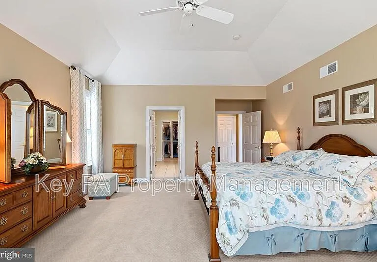 155 Harrogate Dr — Photo 21