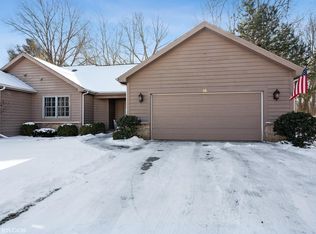 15 Royal Troon Dr, Michigan City, IN 46360