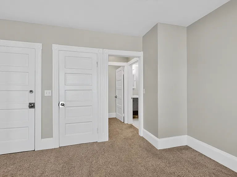 187 185 County Streetunit #1 — Photo 15
