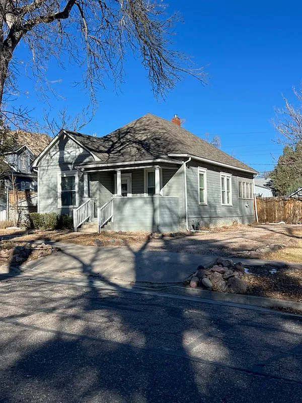 521 Floral Avenue — Photo 1