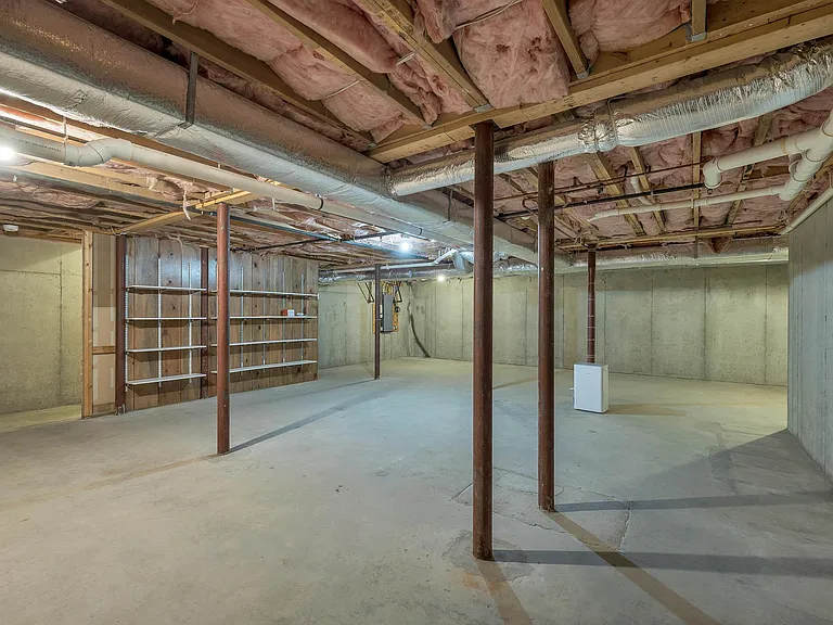 20 Emily Cir — Photo 28