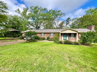 108 Founders Dr, Crystal Springs, MS 39059