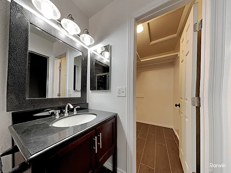 10248 W Medlock Dr — Photo 12