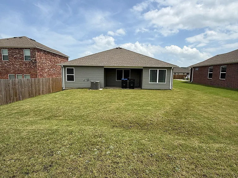 7947 Windflower Ln — Photo 12