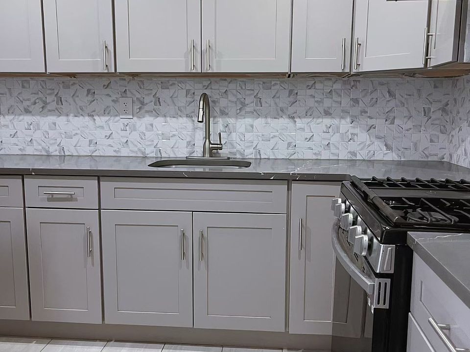 1st image of 5922 Kissena Blvd APT 2