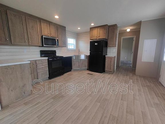 4th image of 320 Dawn Ln #Dawn0320