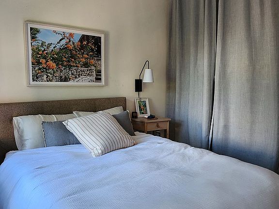5th image of 333 Henry St #2
