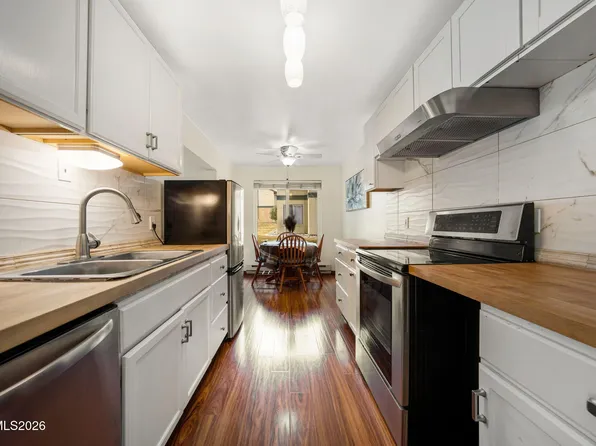 3923 Clear Acre Ln APT 178, Reno, NV 89512