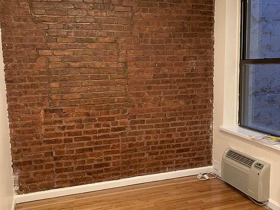 5th image of 128 E 83rd St APT 3D