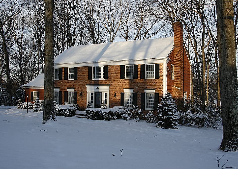 2nd image of 7 Dale Dr