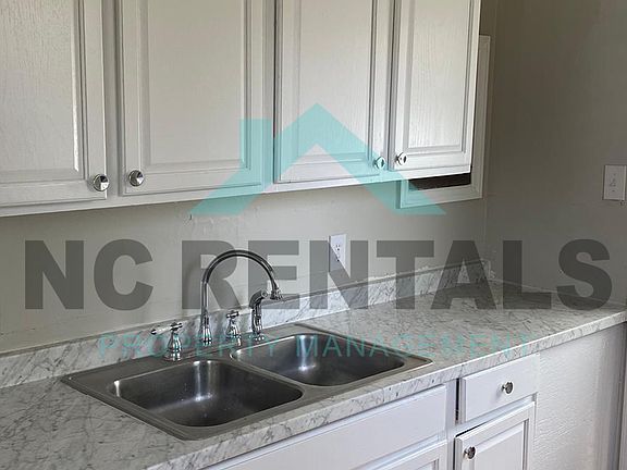 5th image of 1228 E Lindsay St