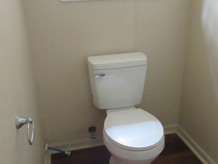 3590 Oleander Dr — Photo 17