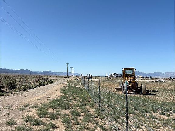 5th image of 3100 E Indian Creek Rd