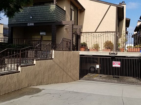 2nd image of 23991 Ocean Ave APT 10