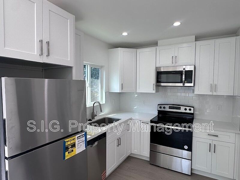 1st image of 10319 1/2 Eldora Ave