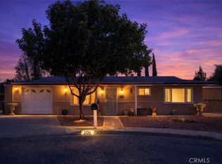 200 W Mary Ln, Hemet, CA 92543