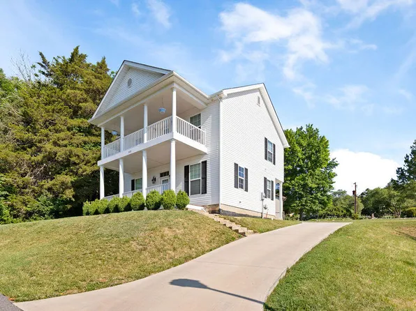 405 Evans Dr, Lexington, VA 24450