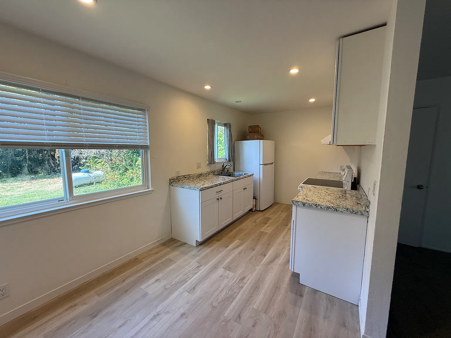 2 bed, 800 sqft, $2,850 — Photo 2