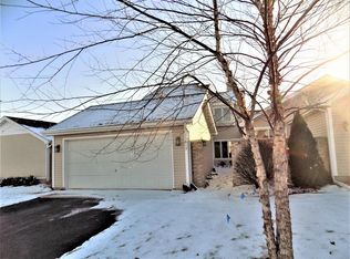 11413 Hunters Ct, Saint John, IN 46373