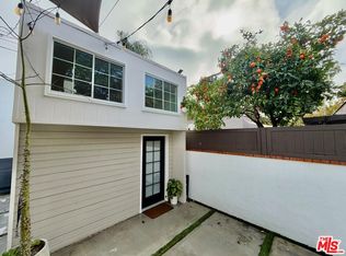 358 N Bronson Ave, Los Angeles, CA 90004