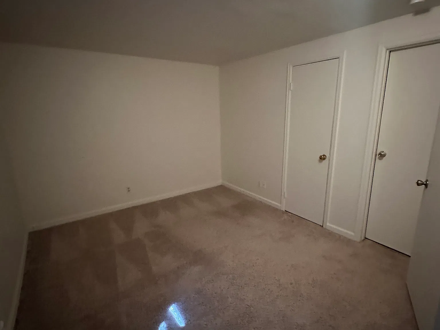 3 bed, 2.5 bath, 1690 sqft, $3,400 — Photo 1