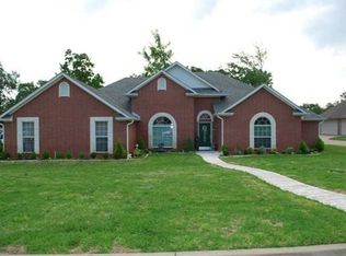 3806 Clarkway Pl, Longview, TX 75605