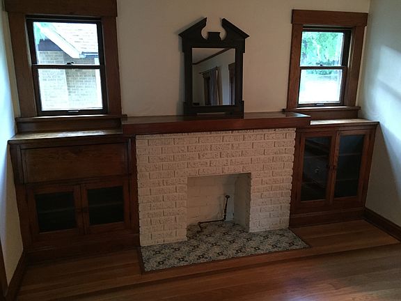5th image of 5710 Kenwood Ave