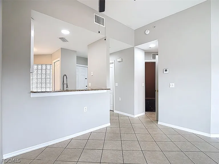 12151 Summergate Cir #R101 — Photo 11