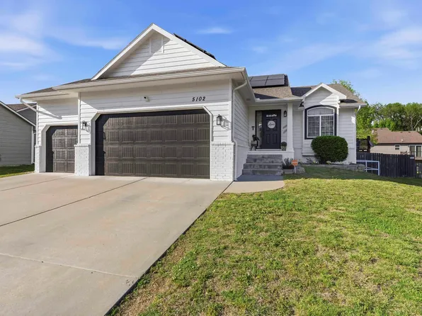 5102 Bramblewood Dr, Manhattan, KS 66503