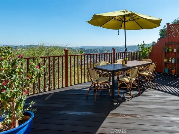 1404 Corona Dr, Glendale, CA 91205