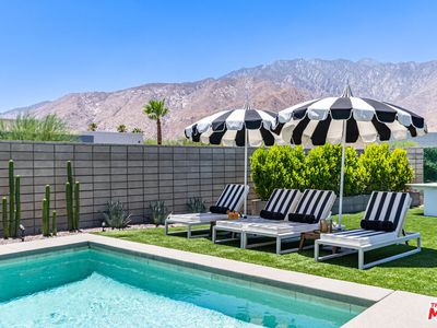 400 Fountain Dr, Palm Springs, CA, 92262