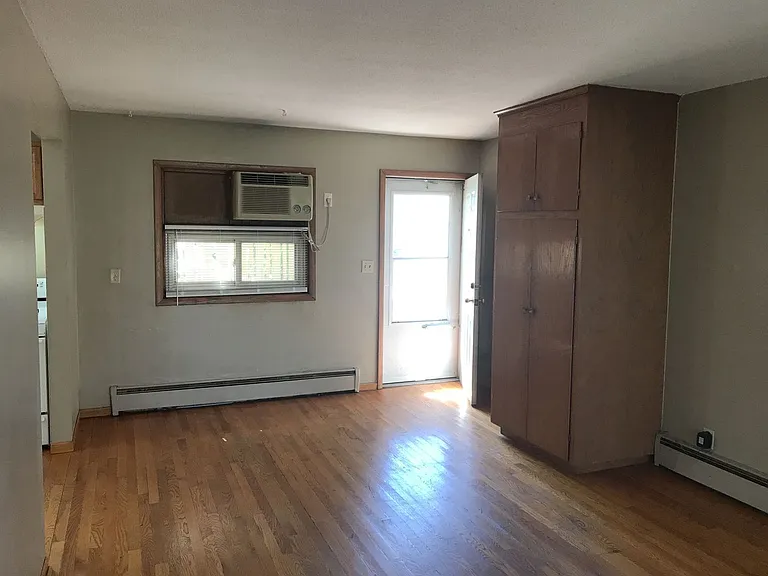 7700 Bloomington Ave South — Photo 17