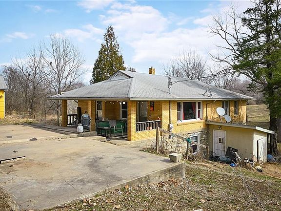 3rd image of 18210 E Union School Rd