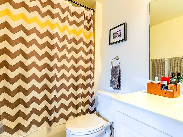 355 I St SW #109 — Photo 36