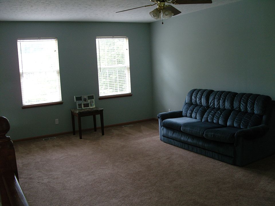 1st image of 8225 Clover Ln