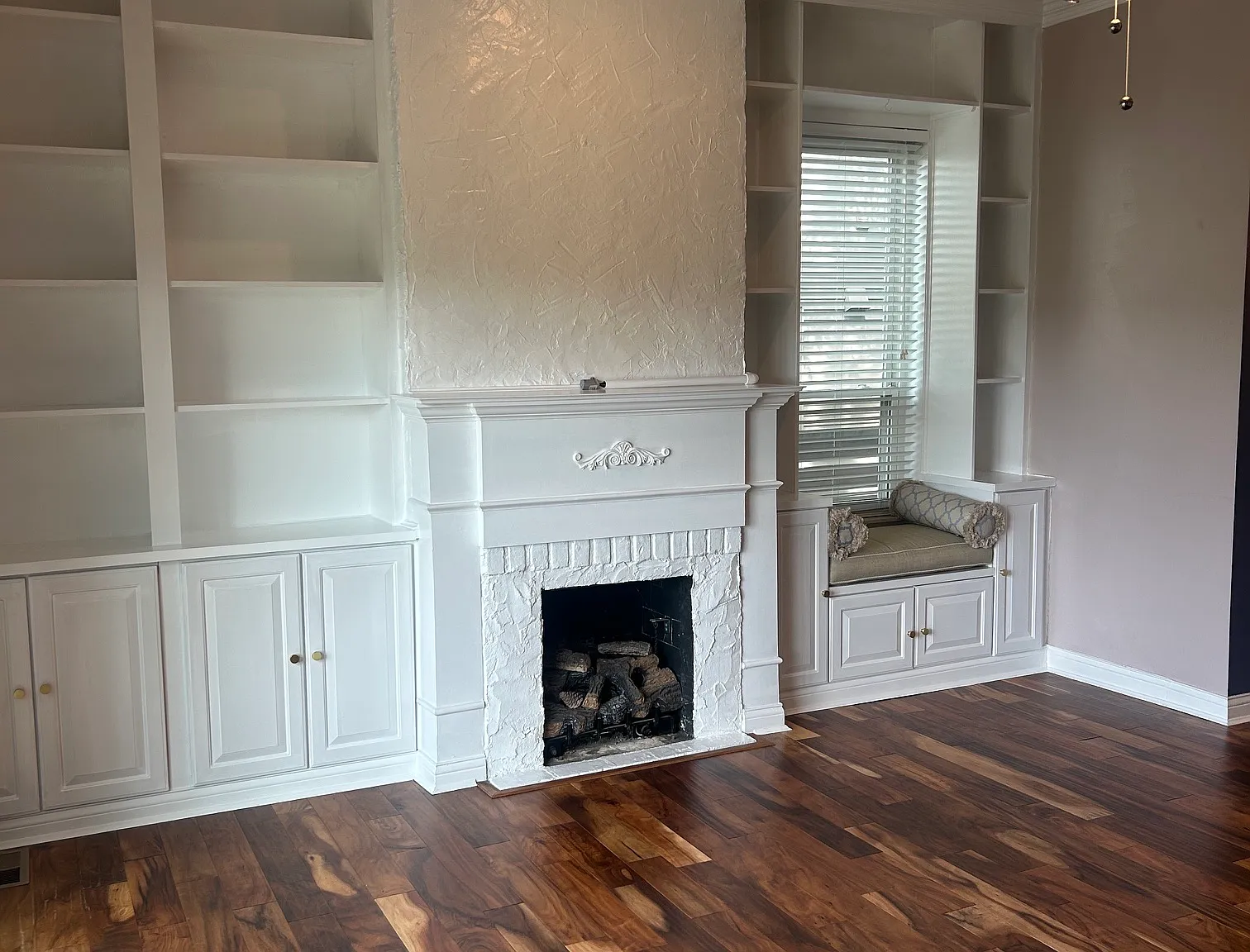 2 bed, 1.5 bath, 1320 sqft, $2,750 — Photo 2